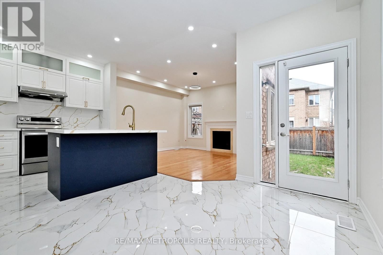 30 WASAGA ROAD Image 24