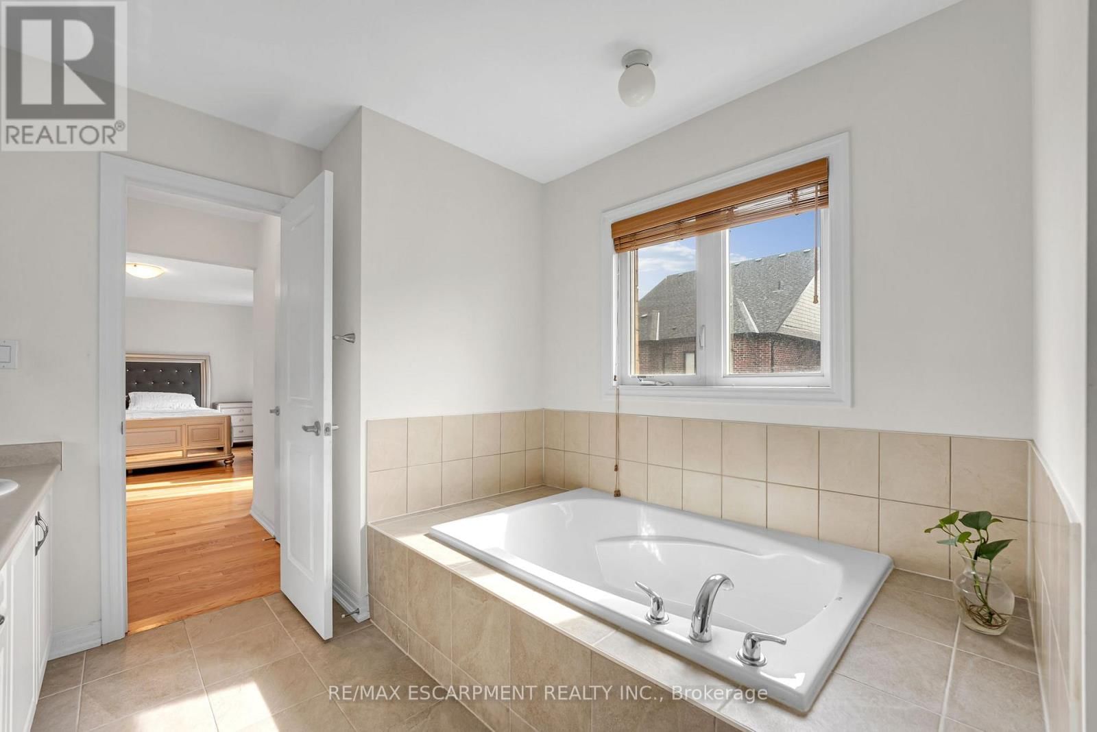 3430 CLAYTON TRAIL Image 25