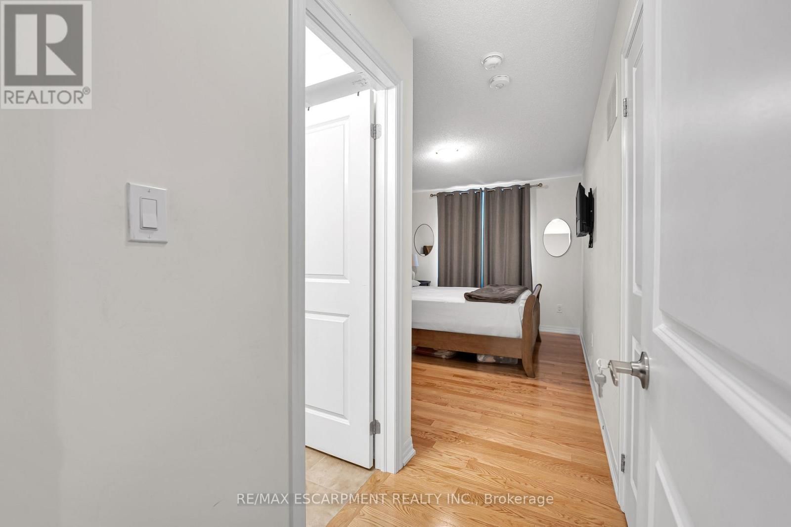 3430 CLAYTON TRAIL Image 28