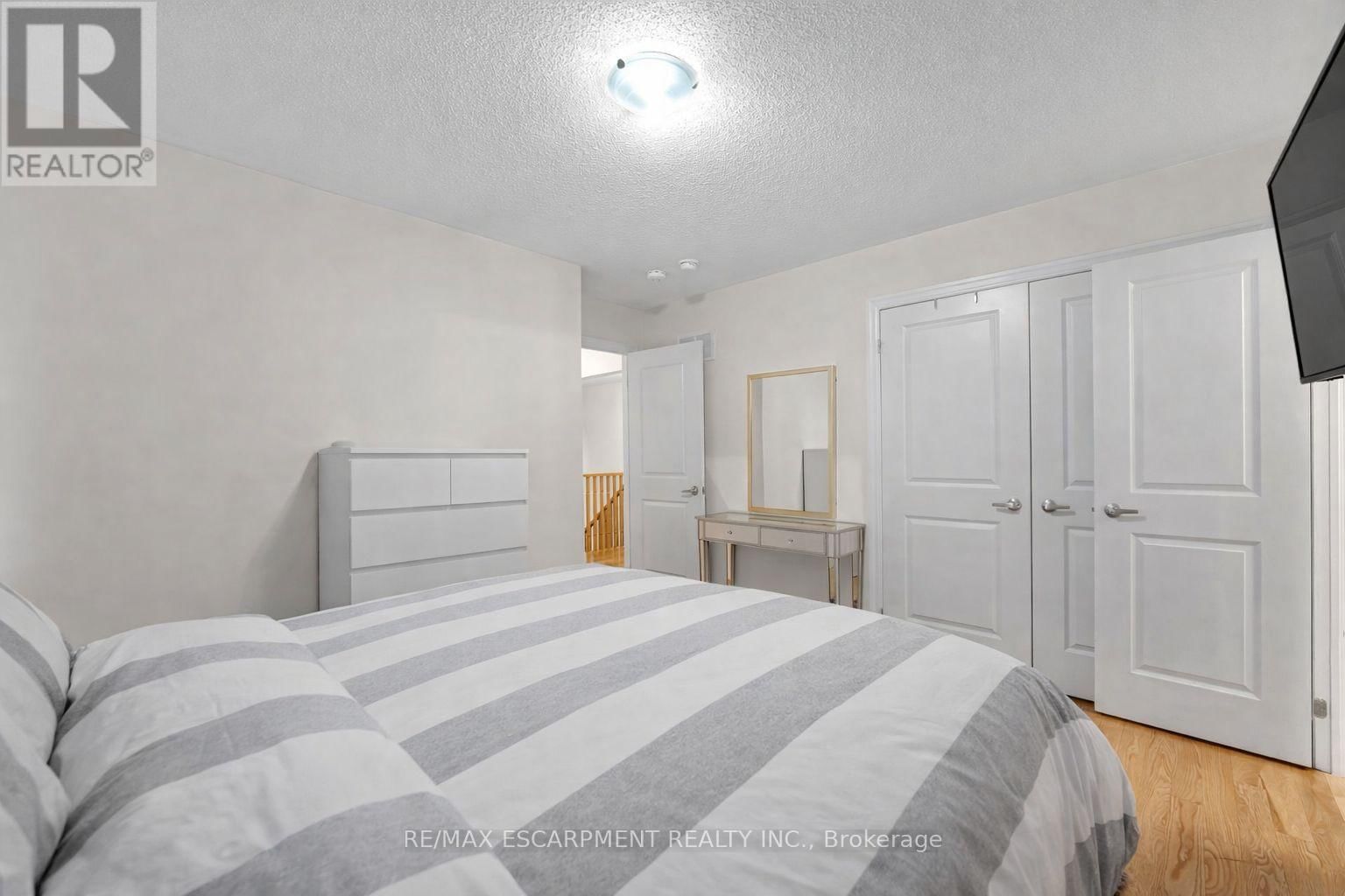 3430 CLAYTON TRAIL Image 32