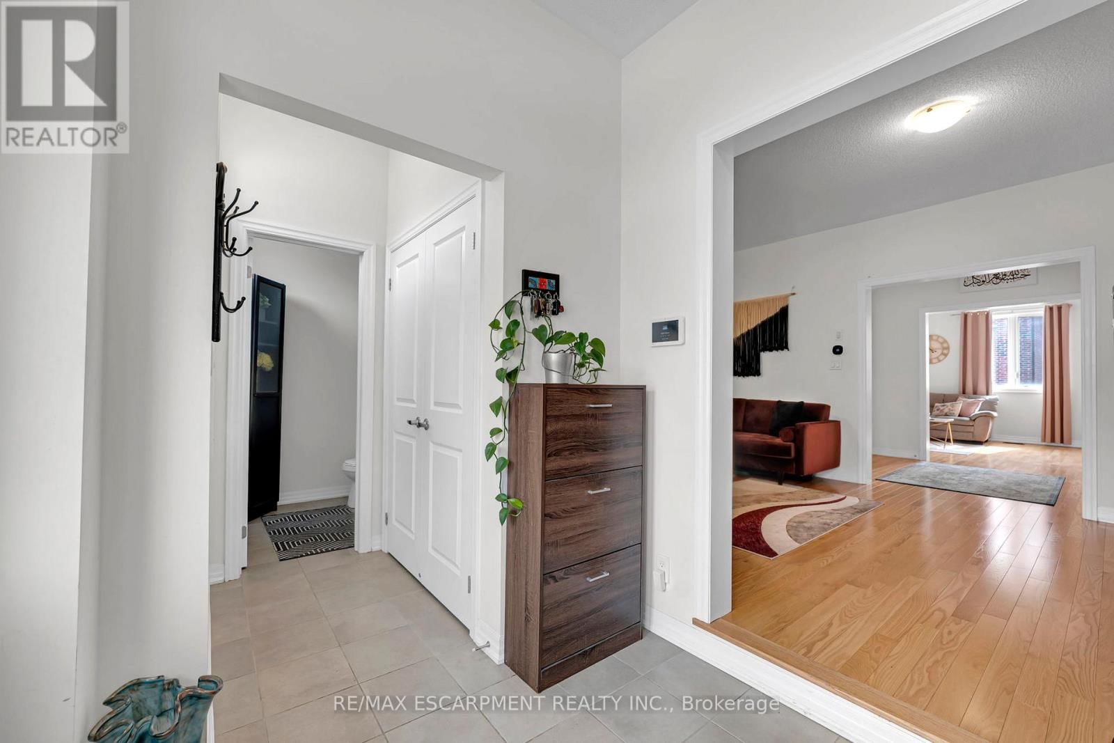 3430 CLAYTON TRAIL Image 7