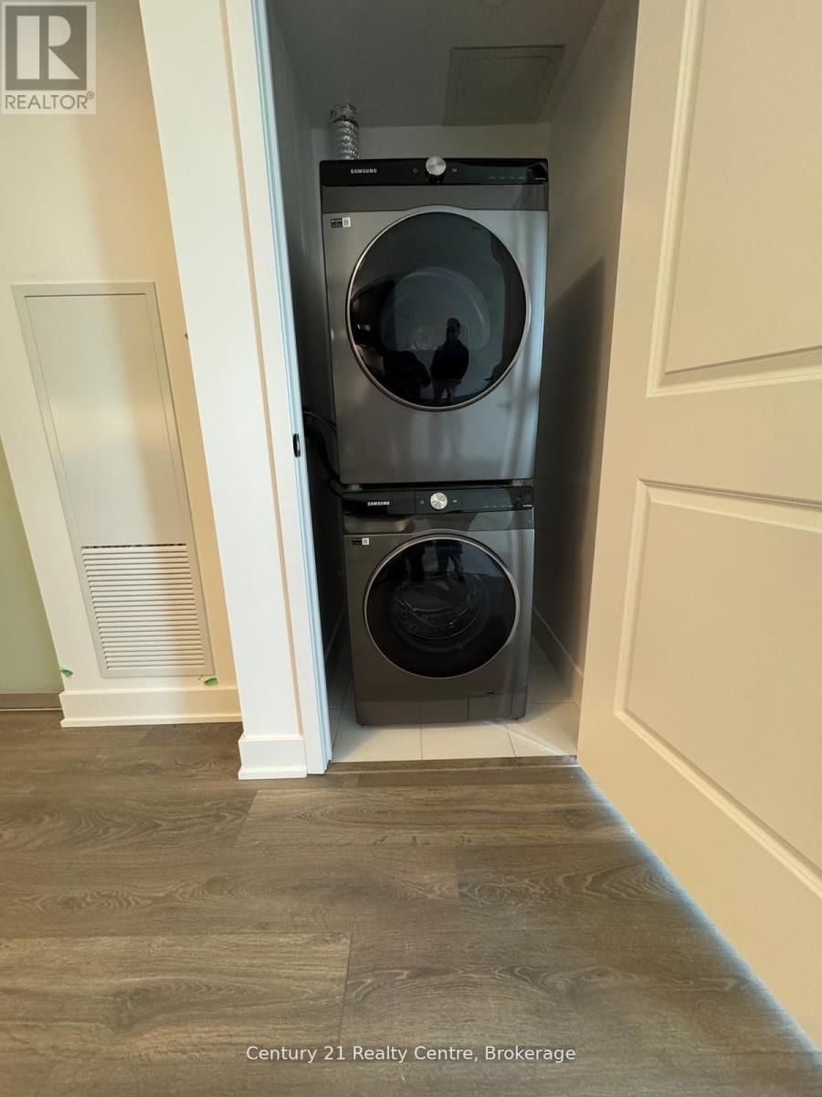 327 - 2333 KHALSA GATE Image 14