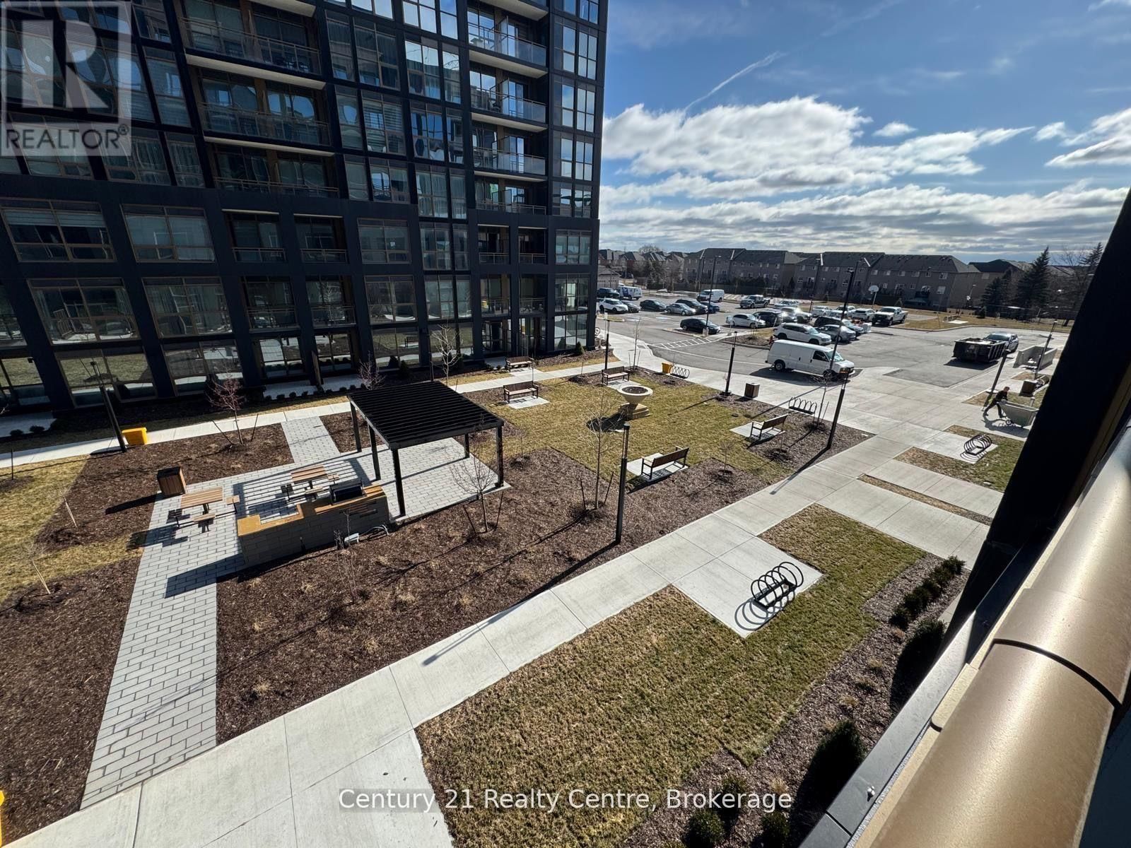 327 - 2333 KHALSA GATE Image 4