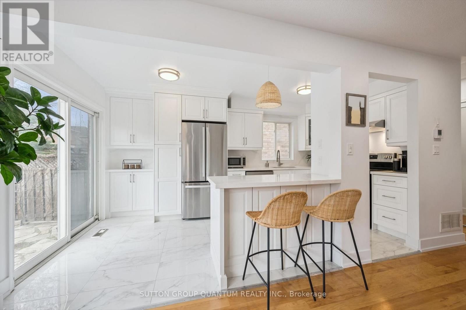 710 IRVING TERRACE Image 13