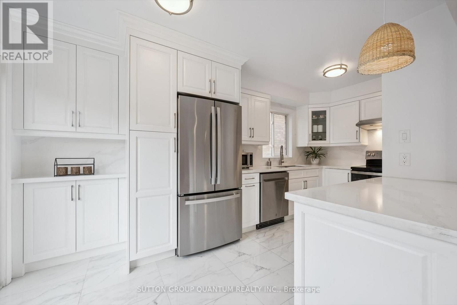 710 IRVING TERRACE Image 14