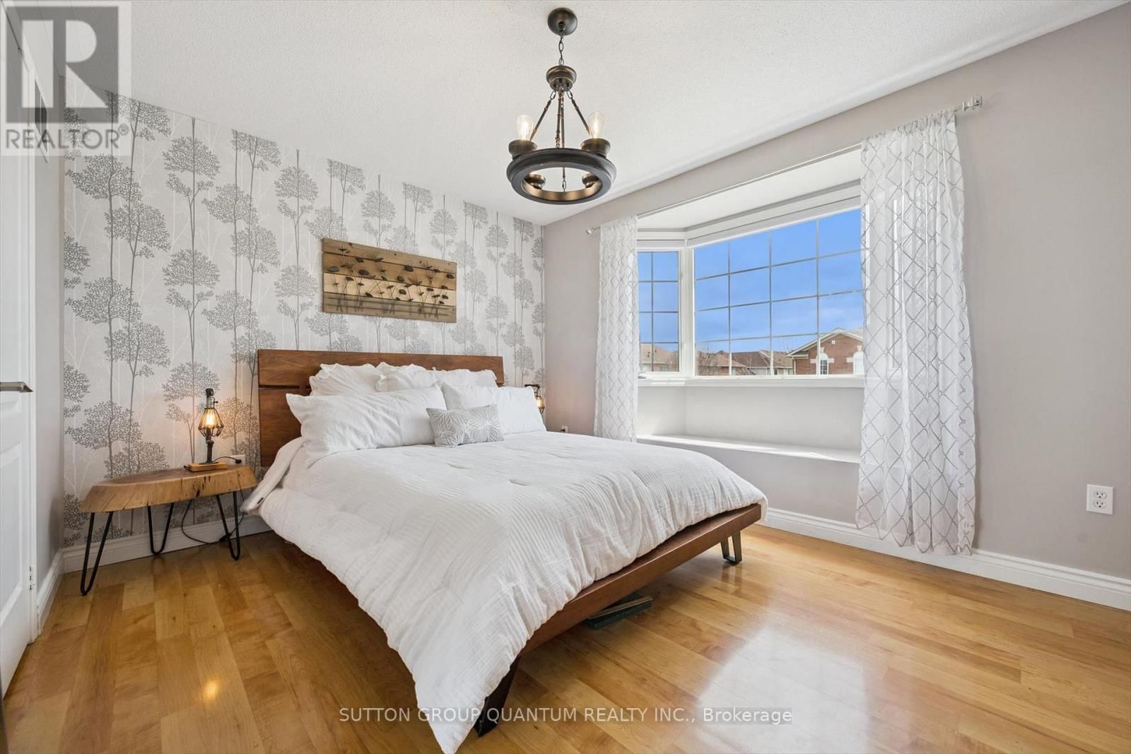 710 IRVING TERRACE Image 19