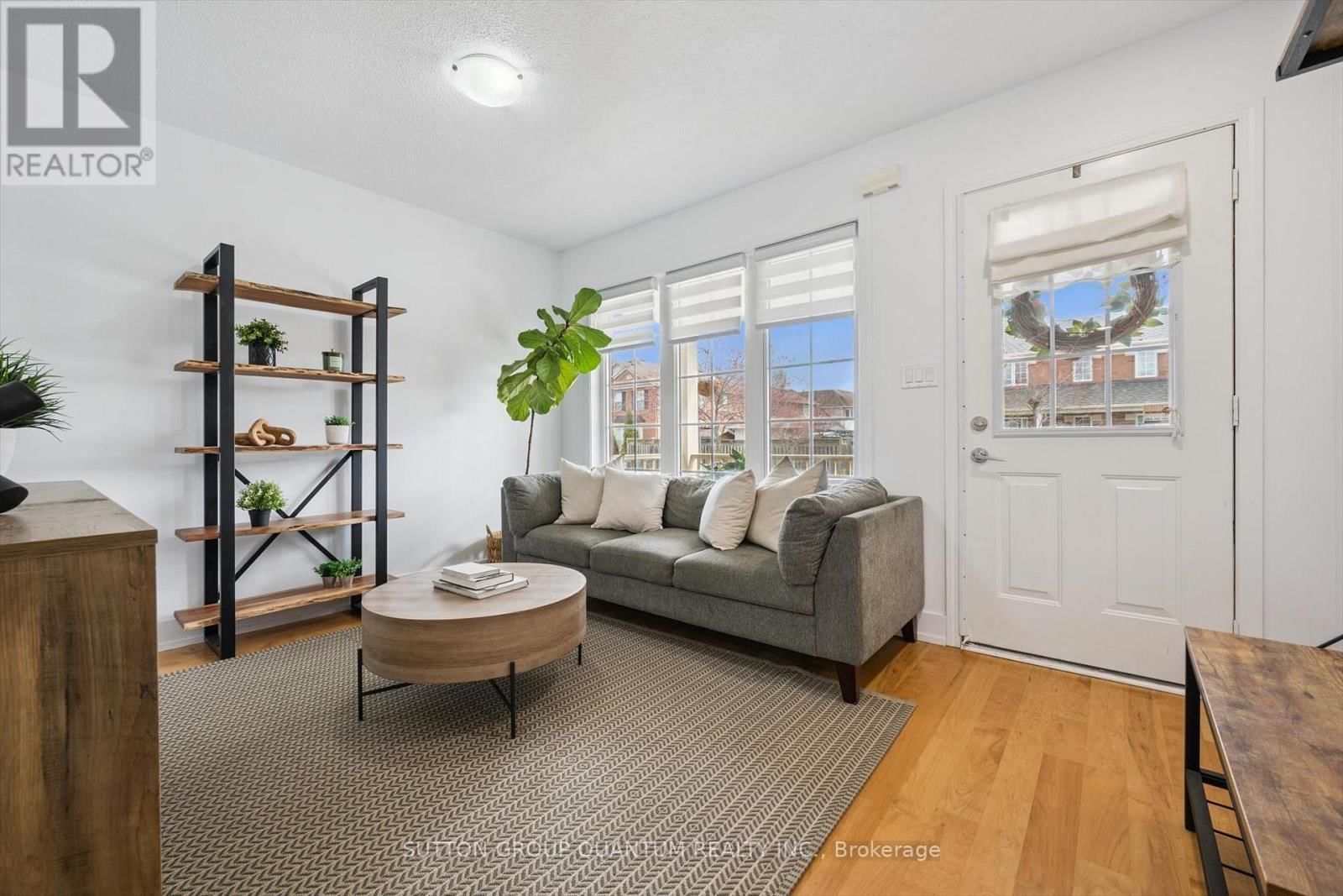 710 IRVING TERRACE Image 6