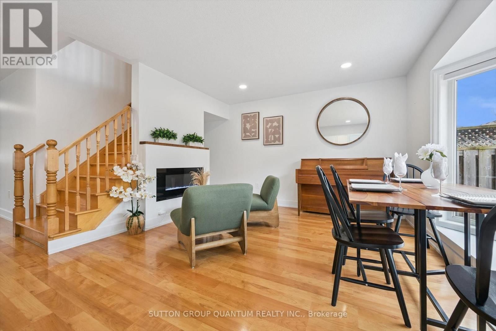 710 IRVING TERRACE Image 9