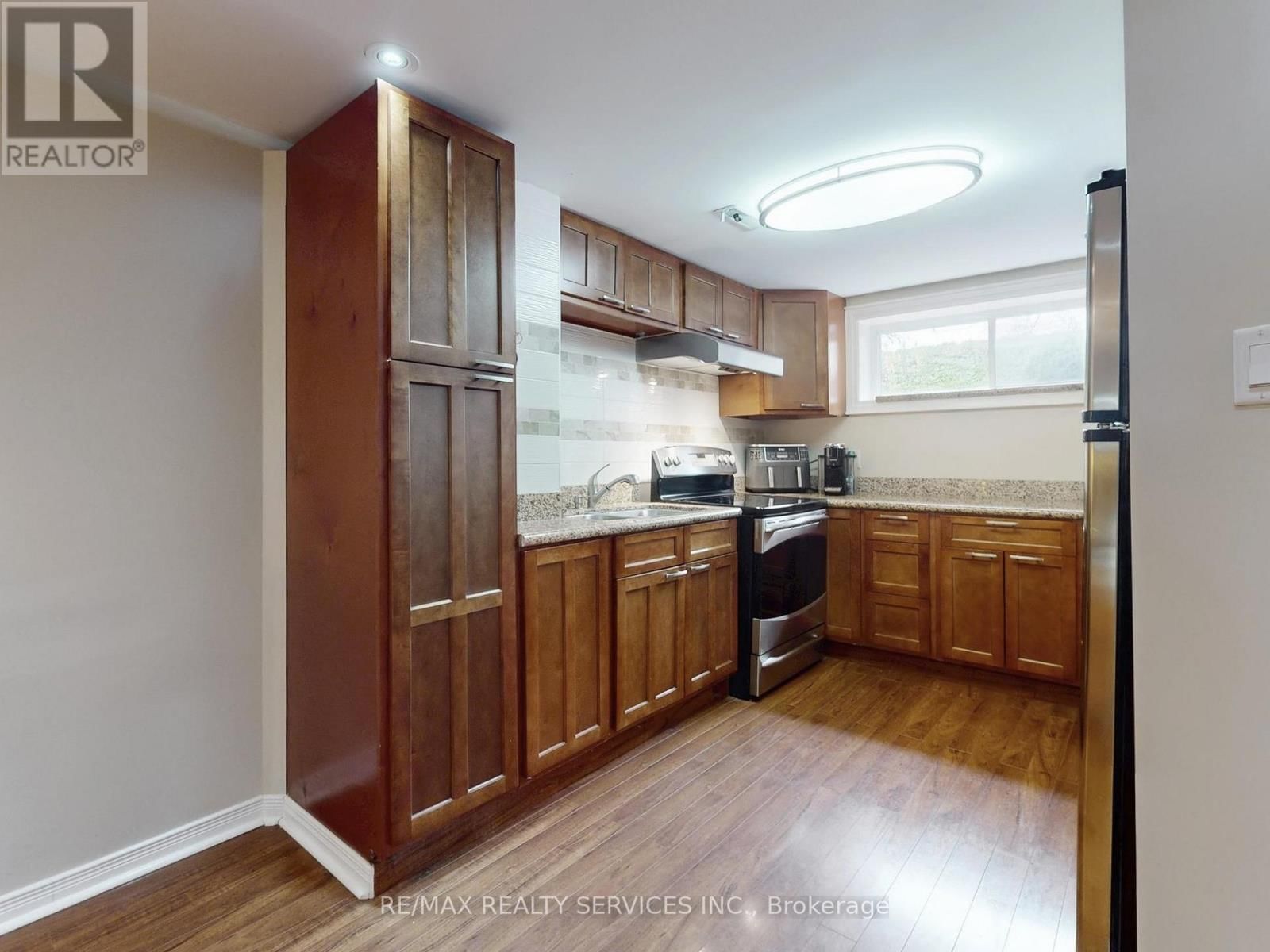 55 NORTHAMPTON STREET Image 29