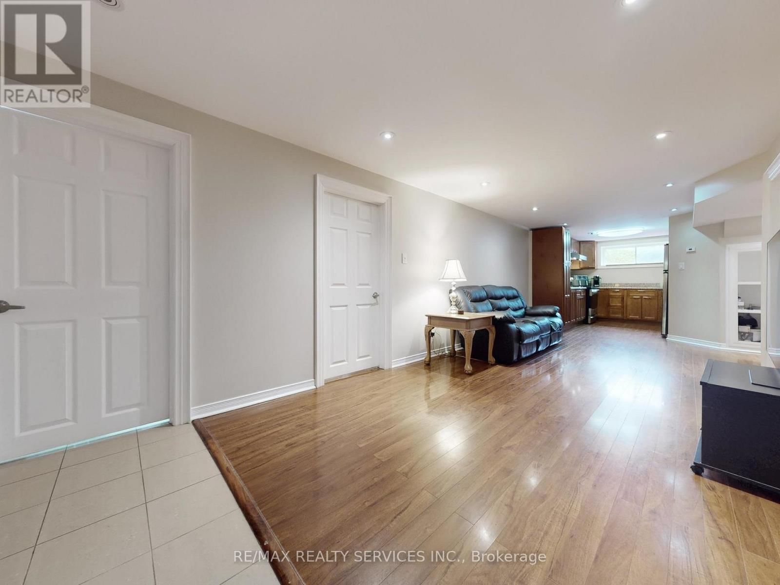 55 NORTHAMPTON STREET Image 33