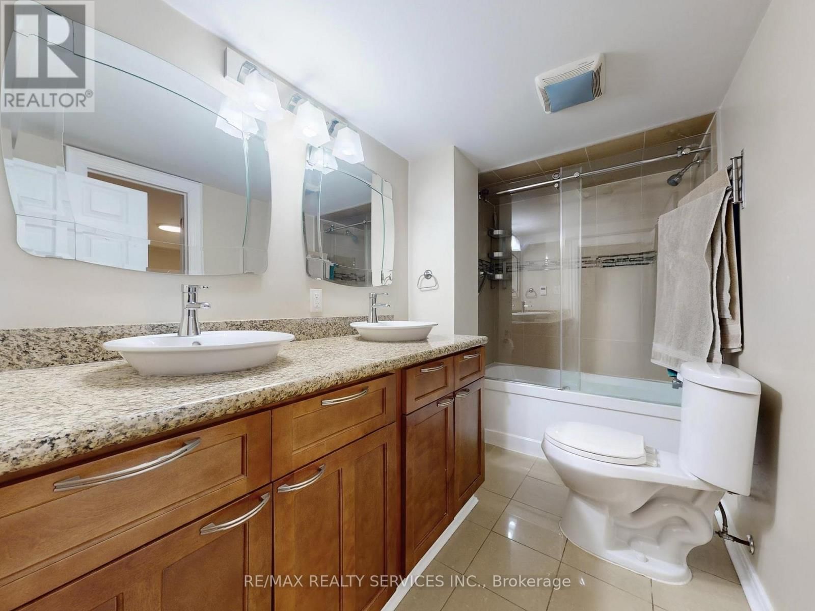 55 NORTHAMPTON STREET Image 35