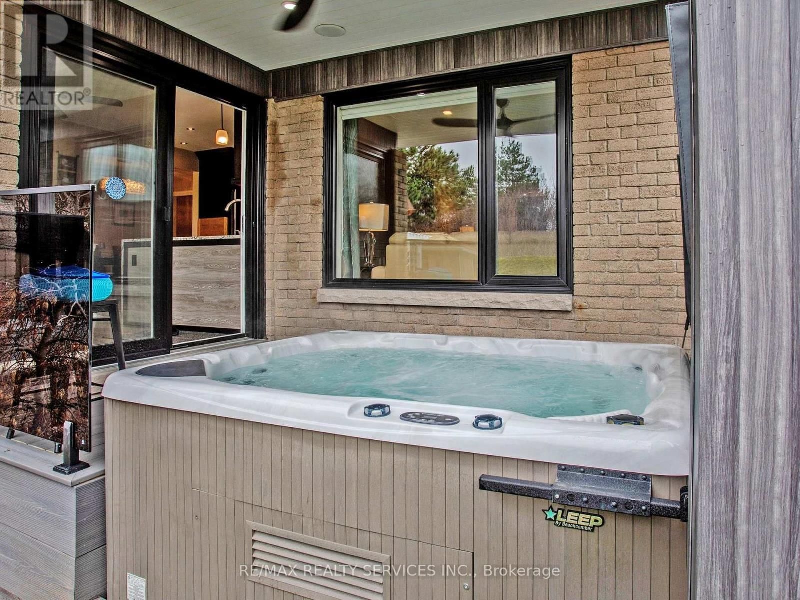 55 NORTHAMPTON STREET Image 44