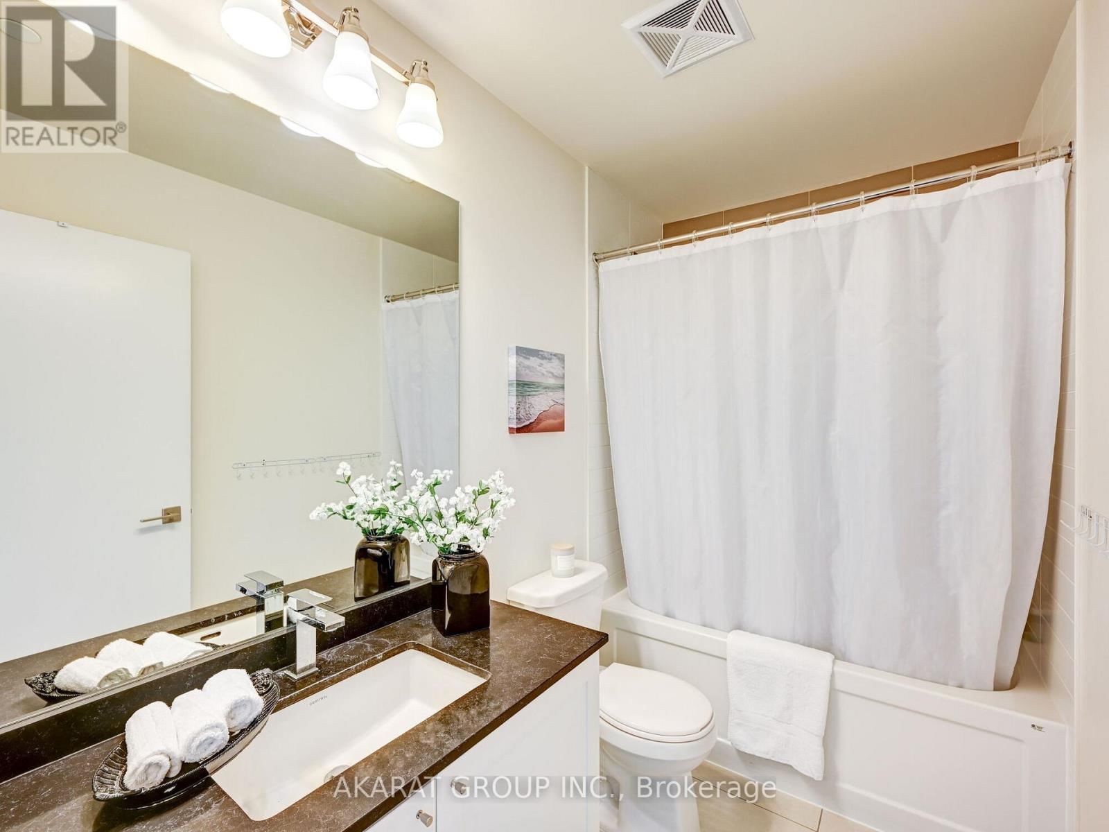 2608 - 510 CURRAN PLACE Image 11