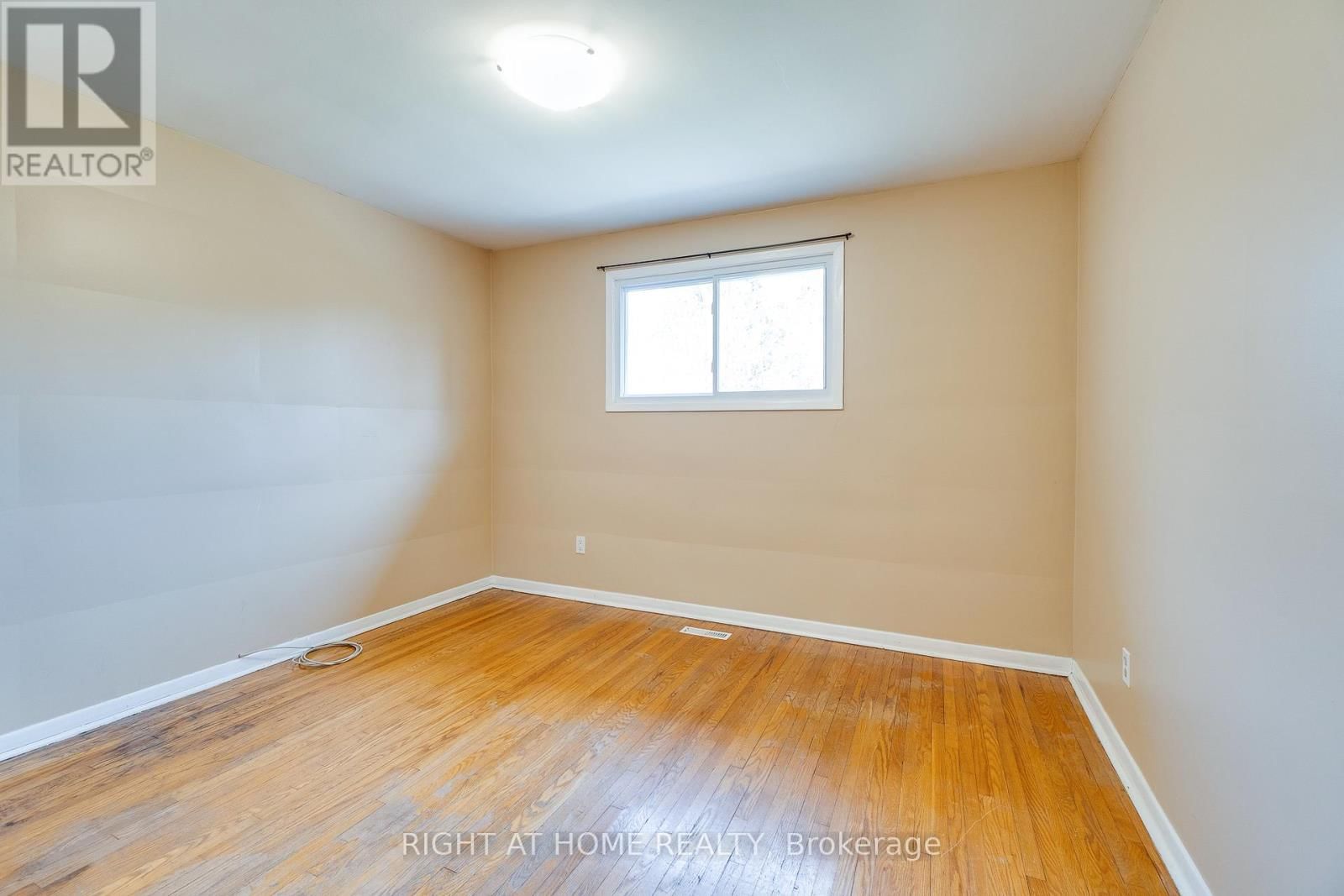 109 REXWAY DRIVE Image 19