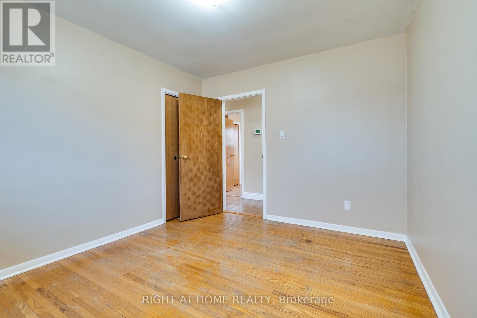 109 REXWAY DRIVE Image 20