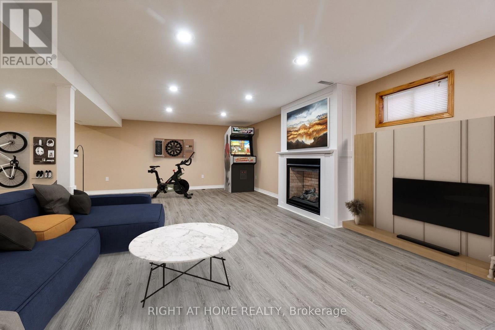 109 REXWAY DRIVE Image 26