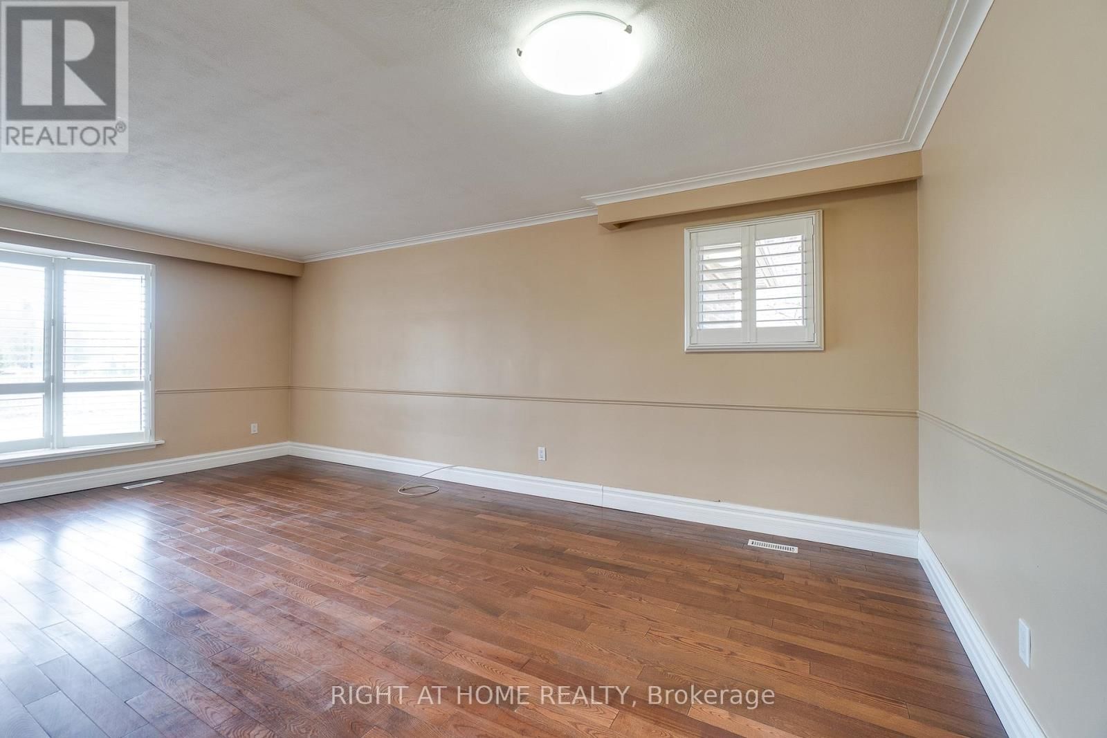 109 REXWAY DRIVE Image 30