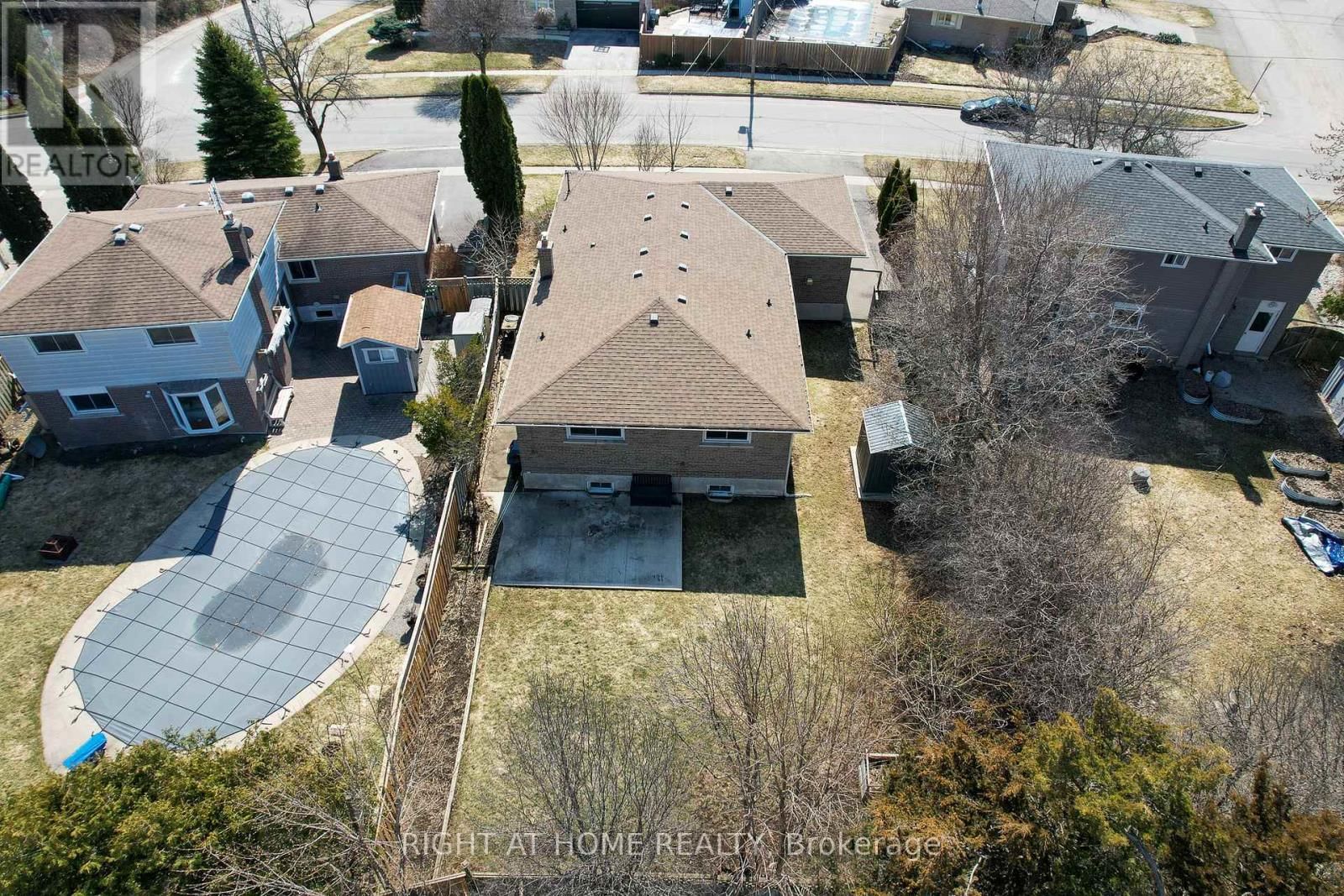 109 REXWAY DRIVE Image 37