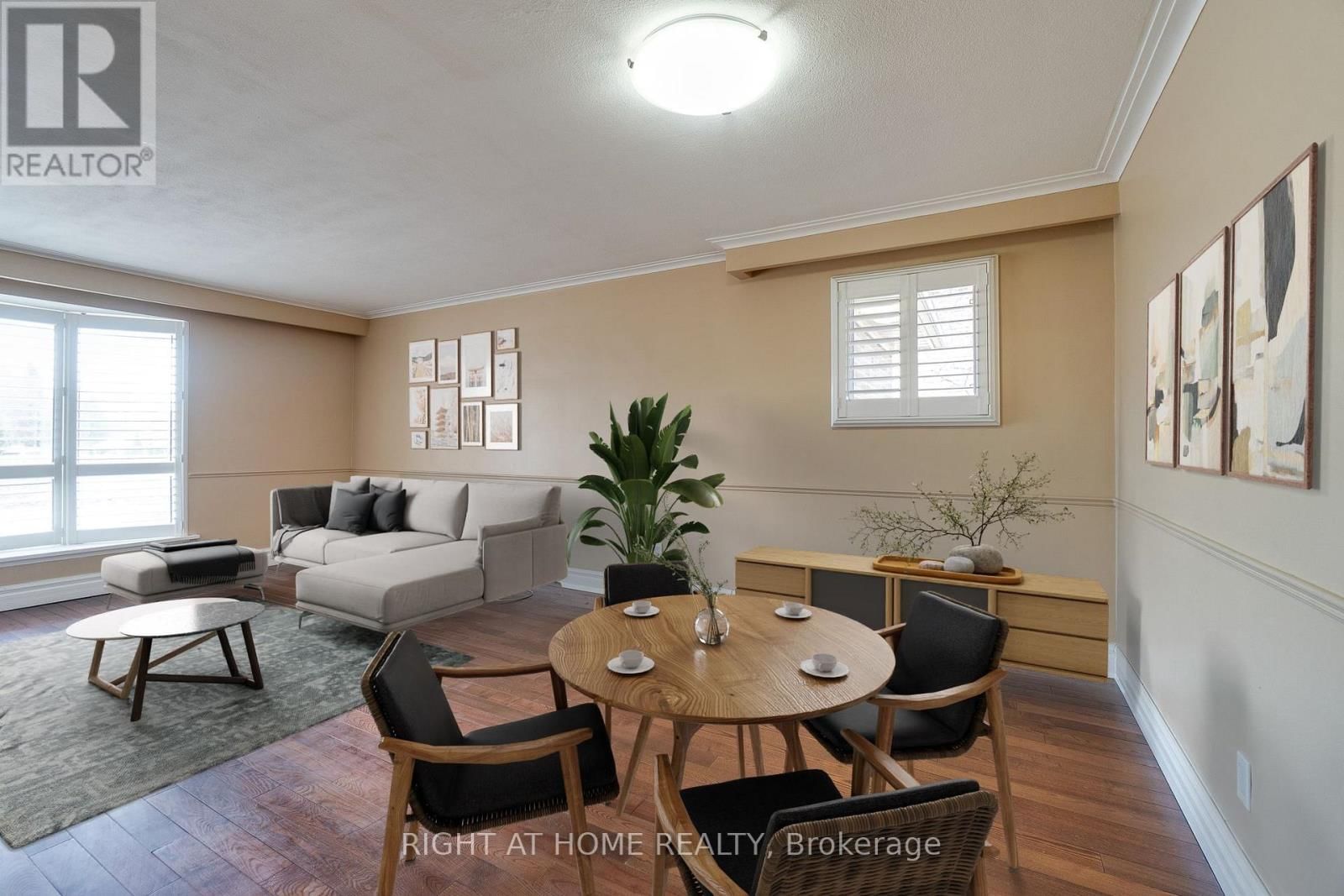 109 REXWAY DRIVE Image 9