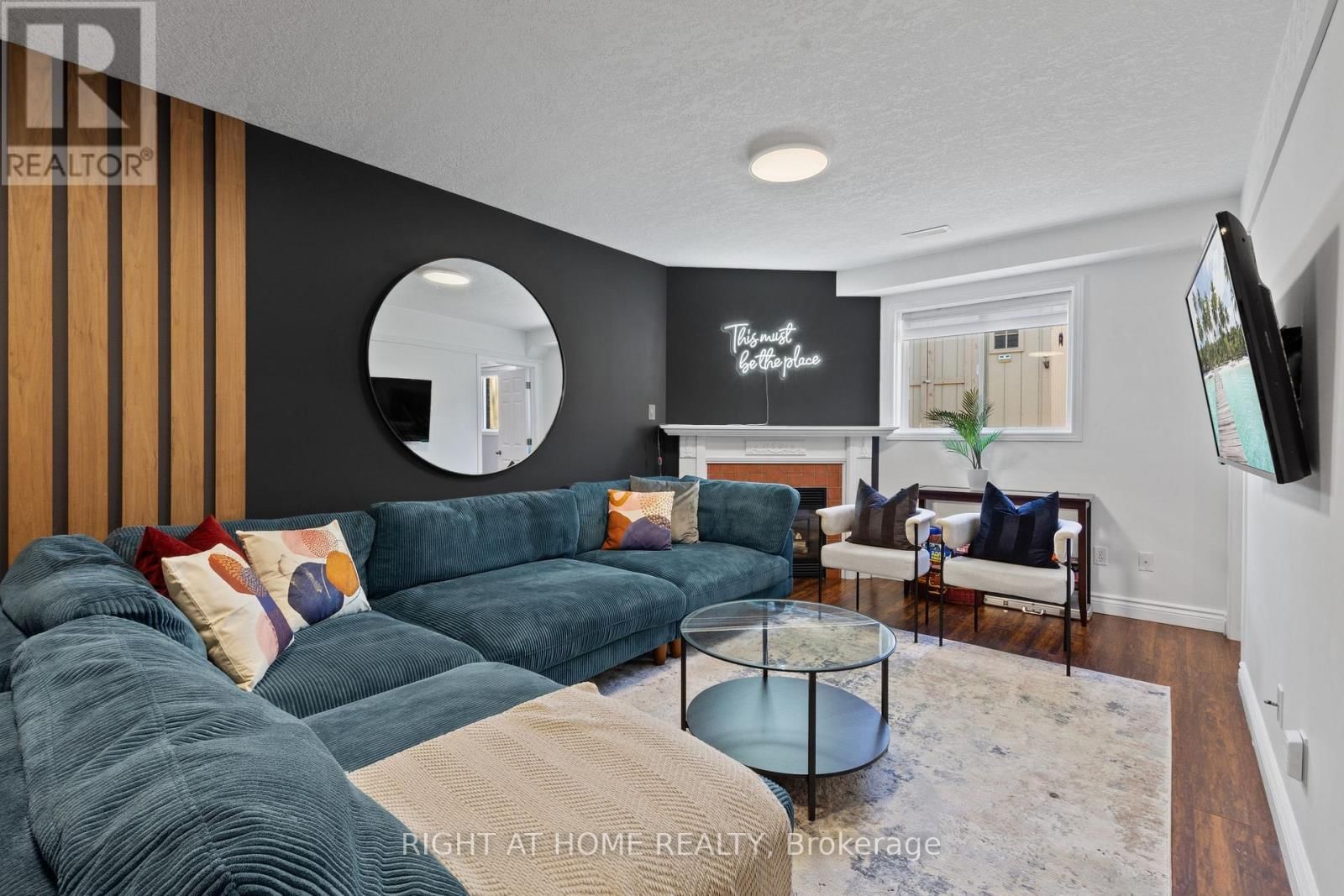 15 SETTLERS ROAD Image 25