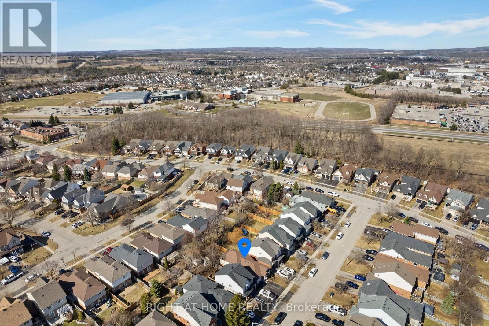 15 SETTLERS ROAD Image 40