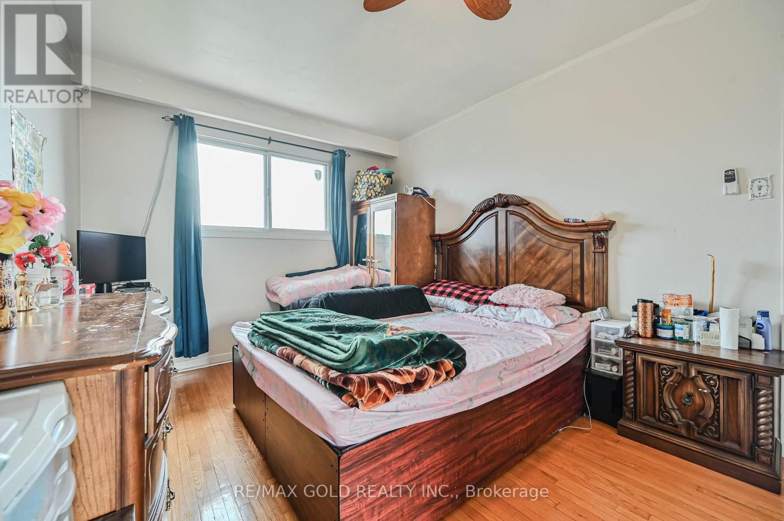 7282 SHALLFORD ROAD Image 20