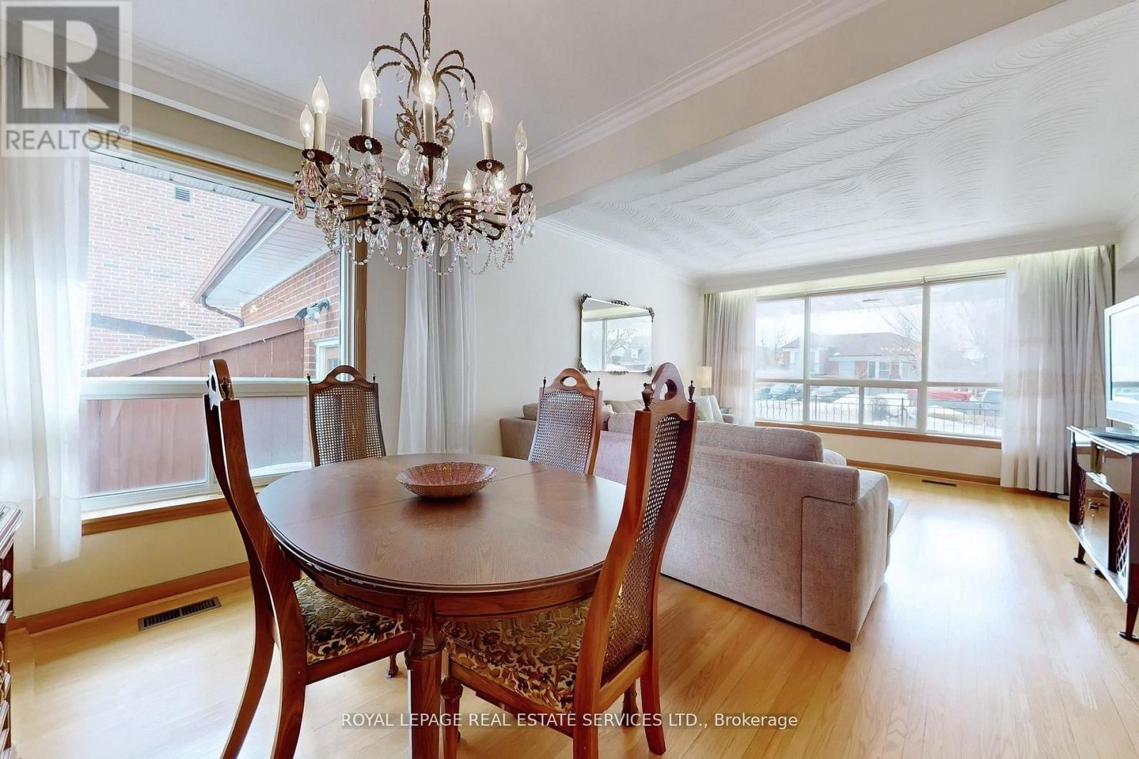 167 CORNELIUS PARKWAY Image 12