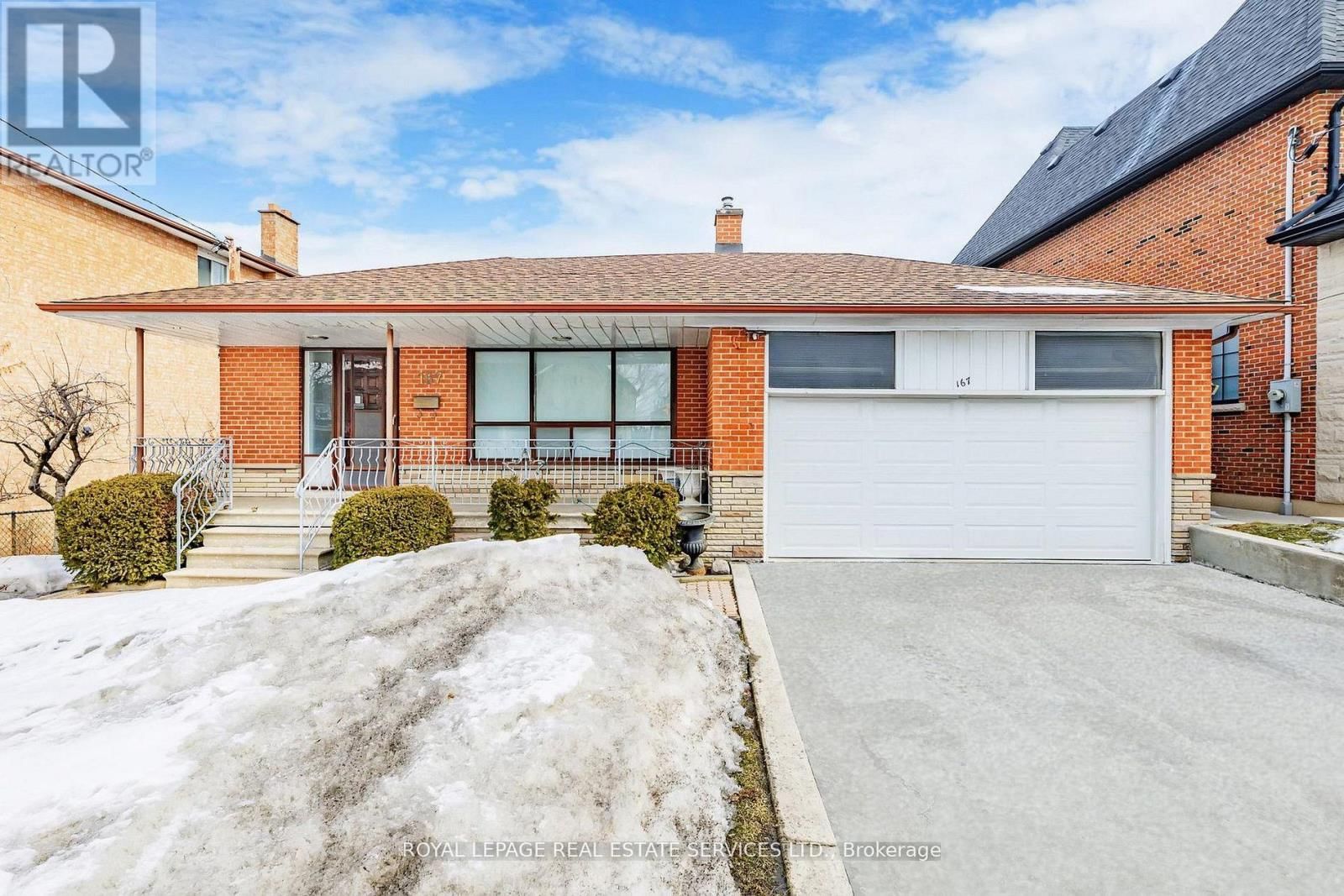 167 CORNELIUS PARKWAY Image 4