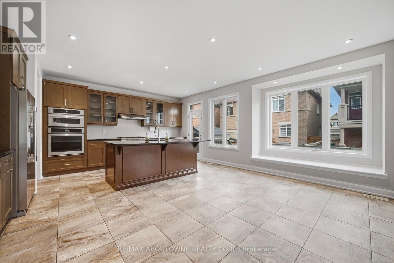 224 CHERRYHURST ROAD Image 17