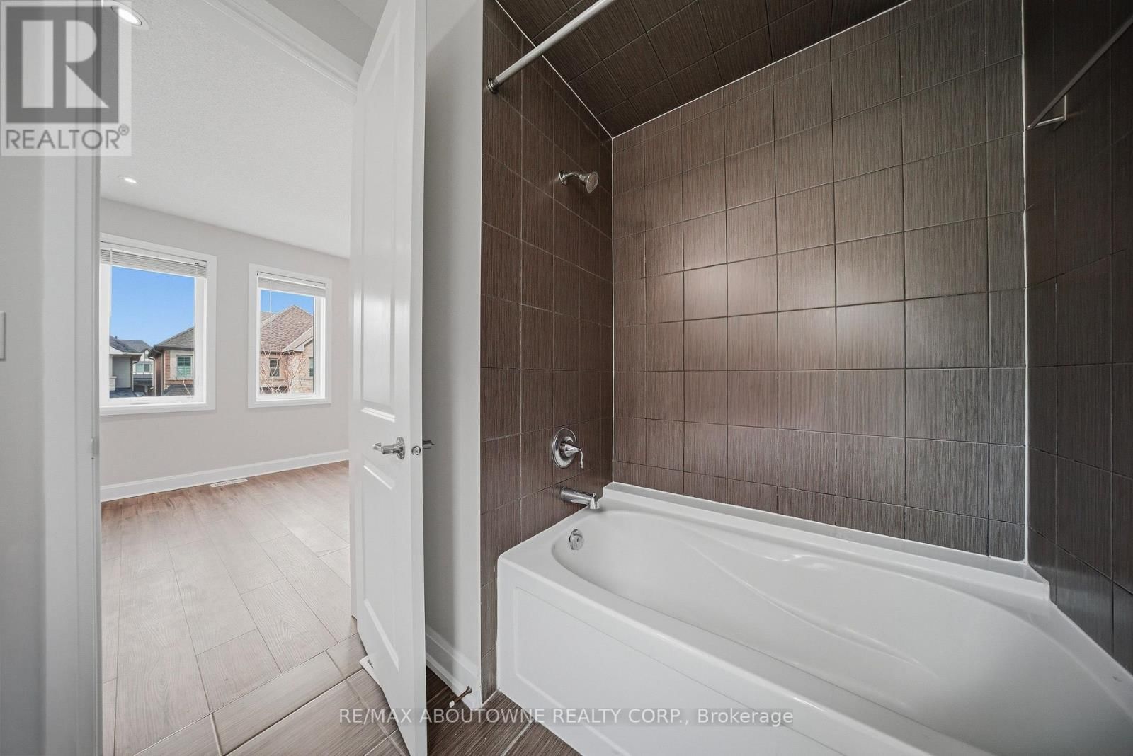 224 CHERRYHURST ROAD Image 37