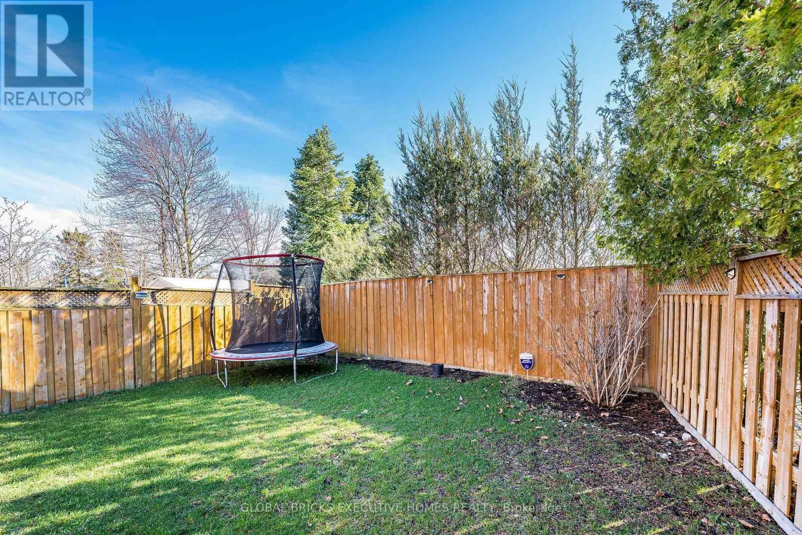 40 HUBERT CORLESS DRIVE SOUTH Image 48