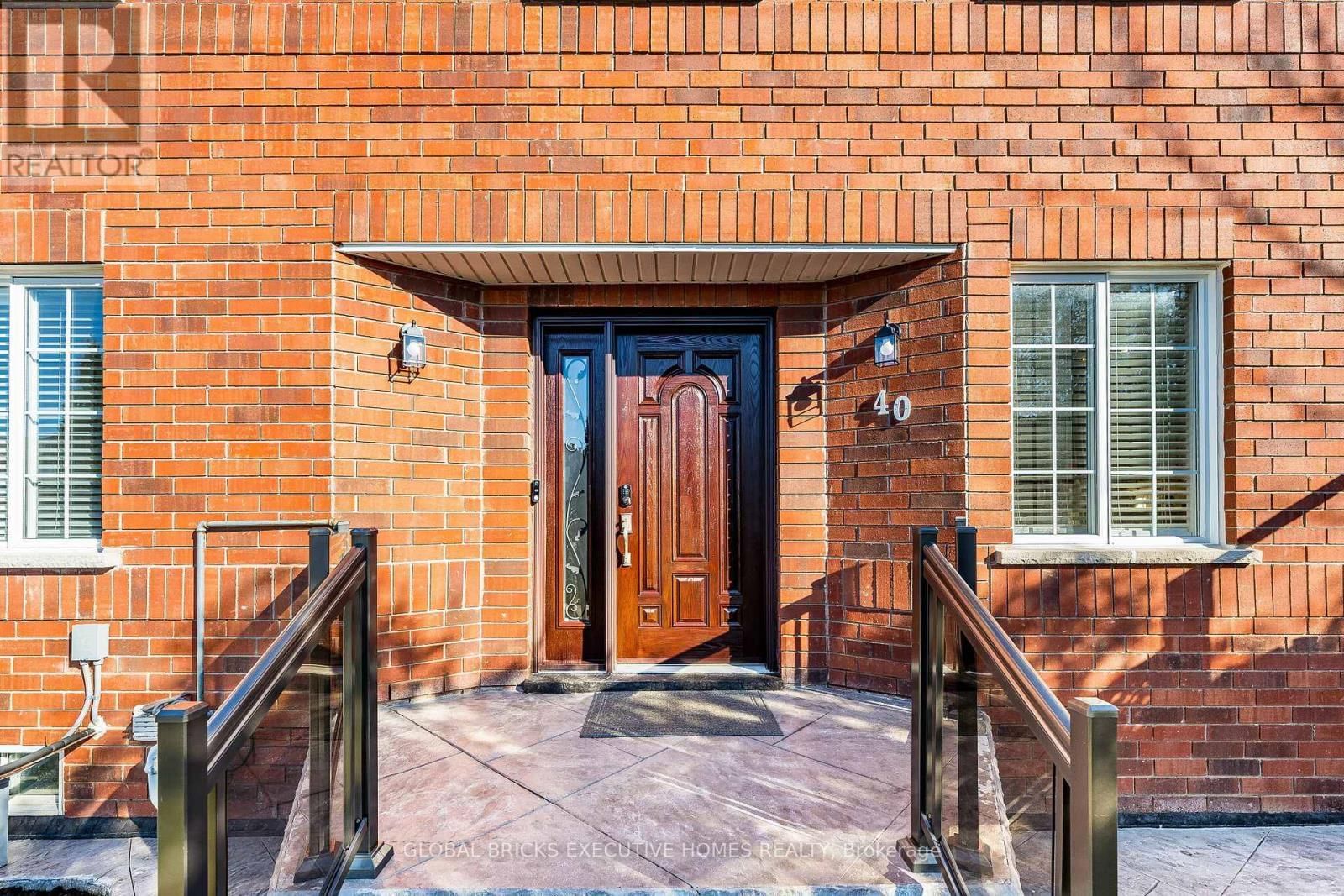 40 HUBERT CORLESS DRIVE SOUTH Image 6