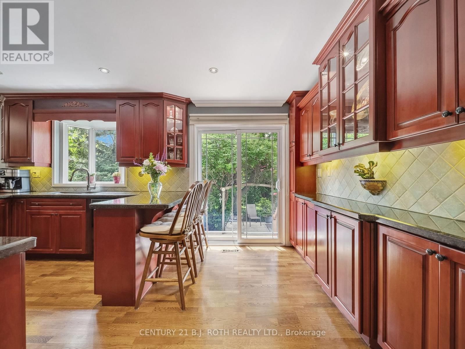 18 CLAYPINE TRAIL Image 14