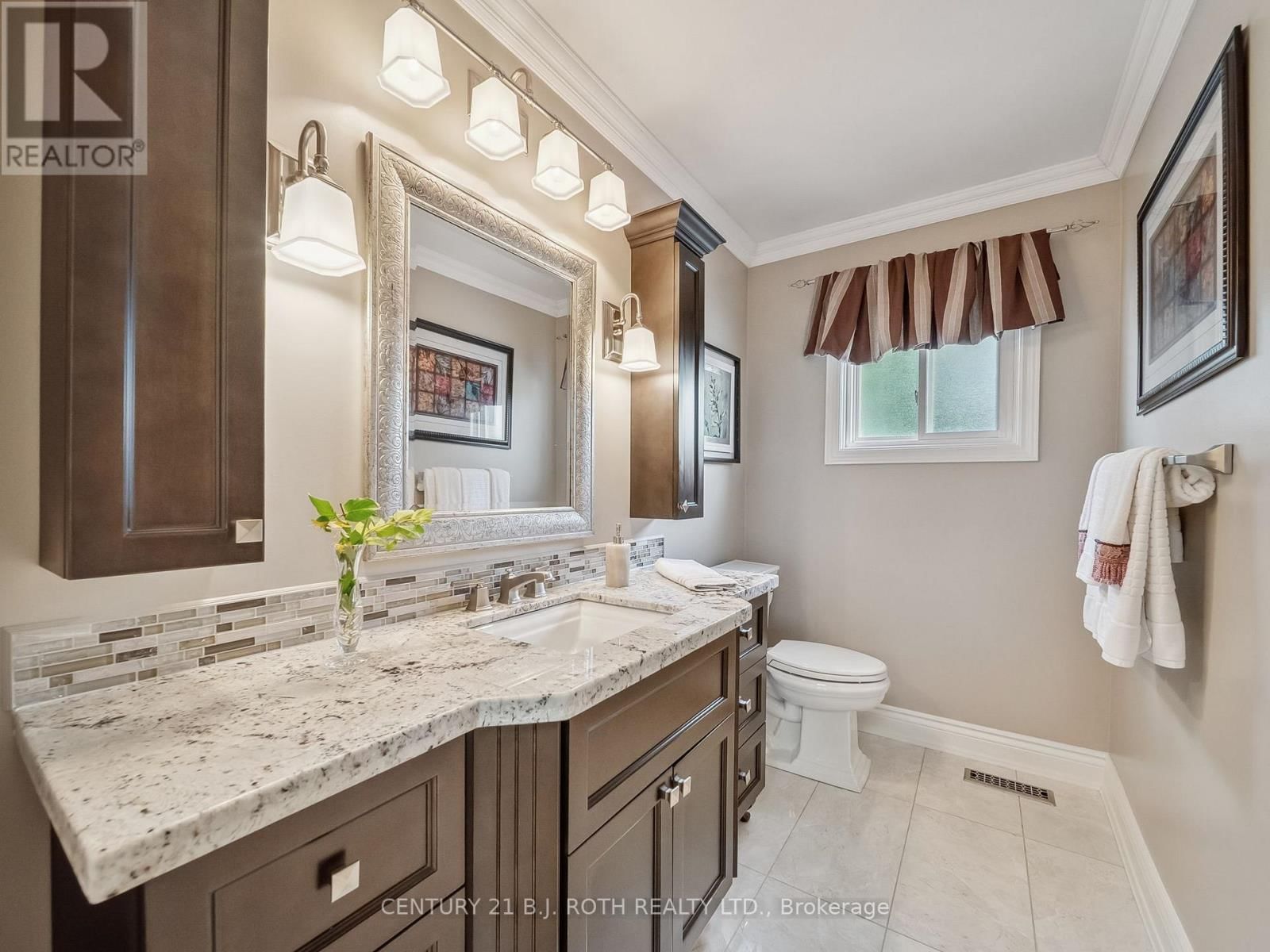 18 CLAYPINE TRAIL Image 18