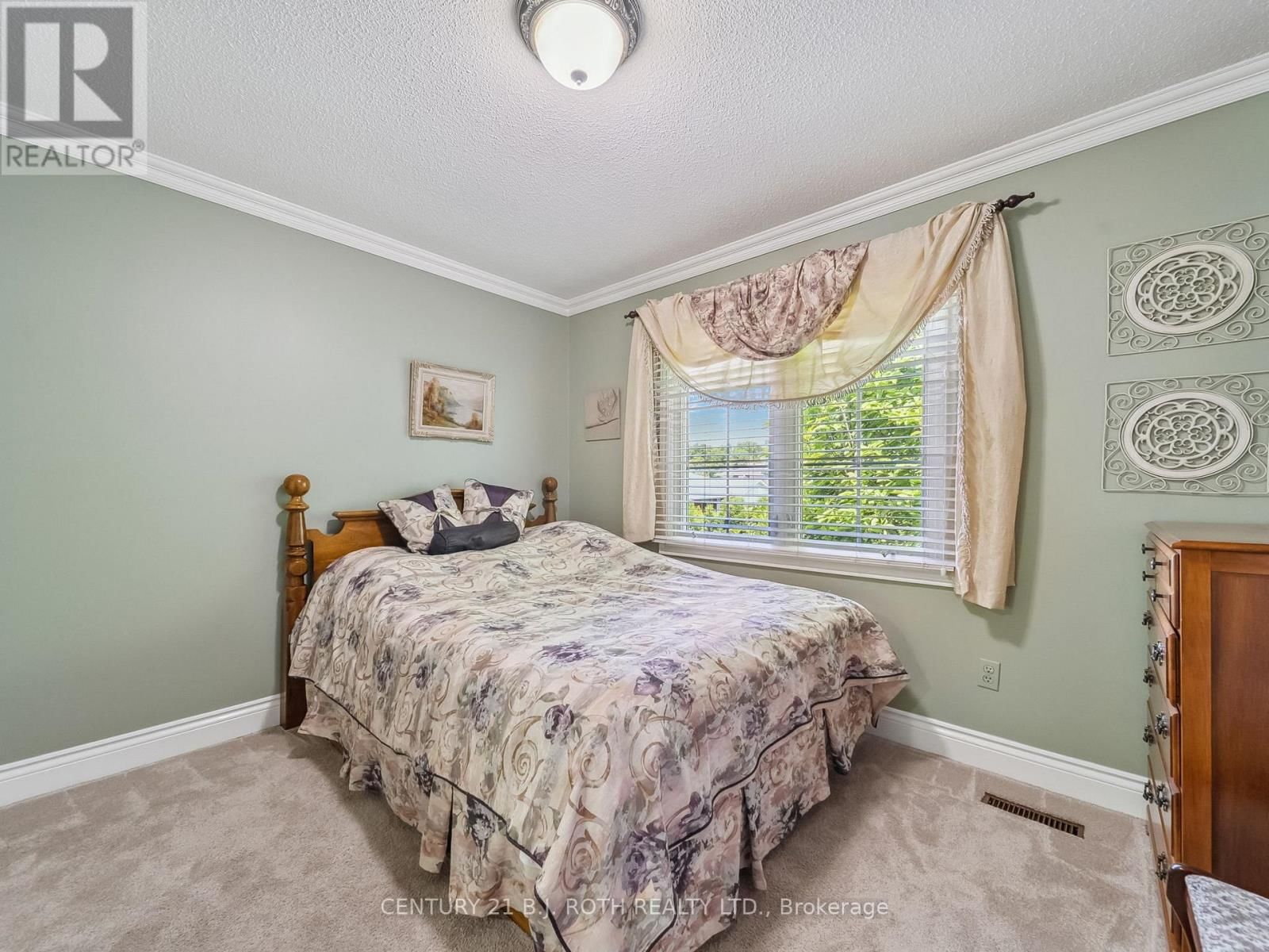 18 CLAYPINE TRAIL Image 25