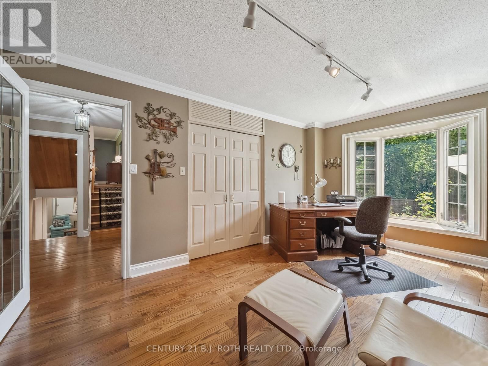 18 CLAYPINE TRAIL Image 29