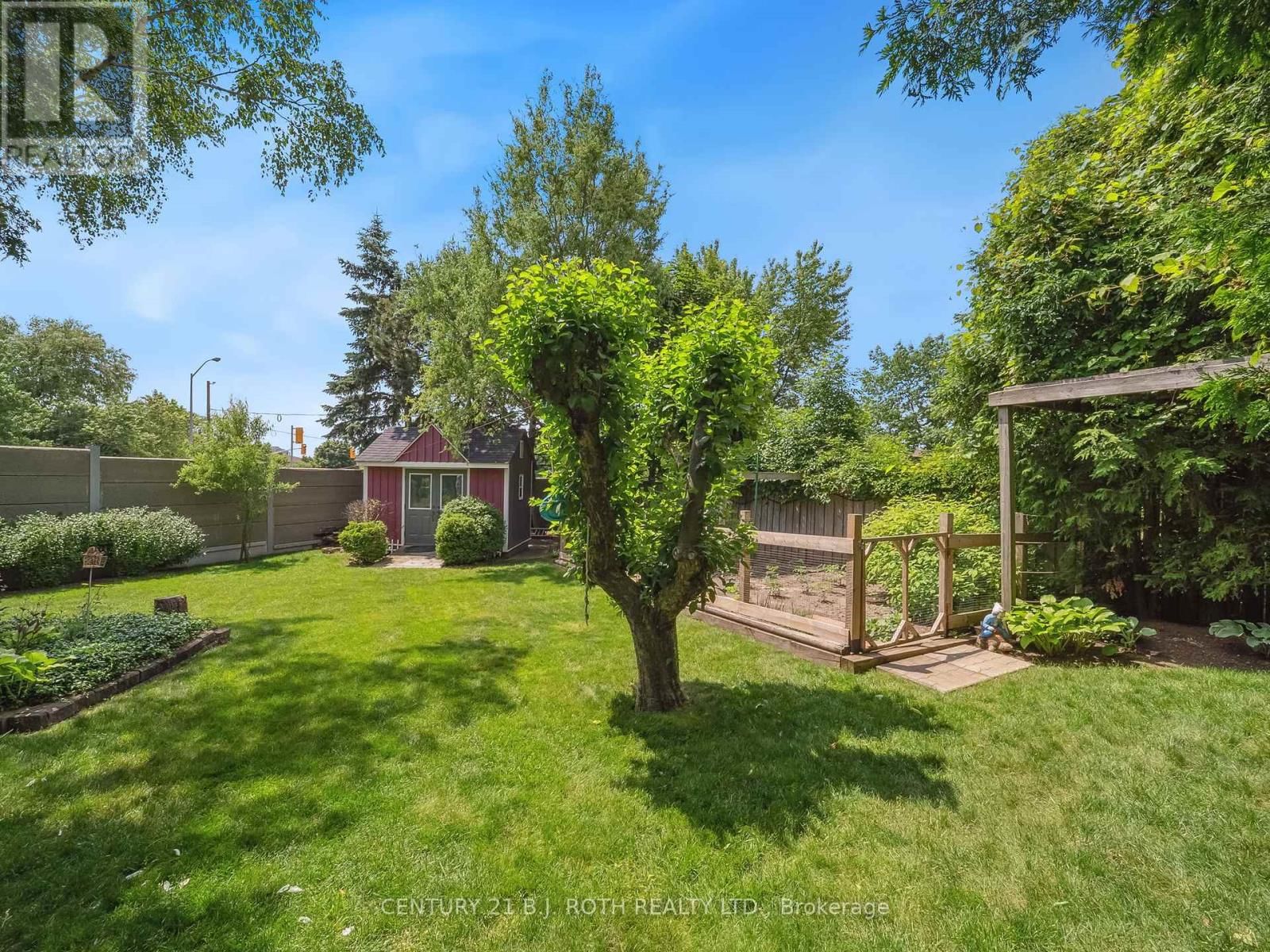 18 CLAYPINE TRAIL Image 39