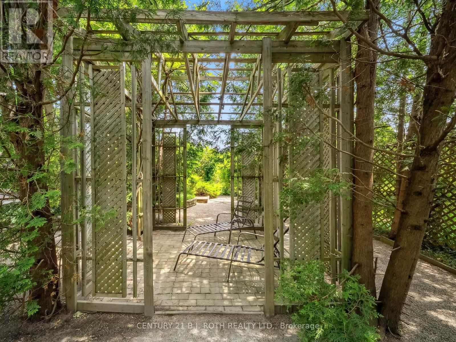 18 CLAYPINE TRAIL Image 40