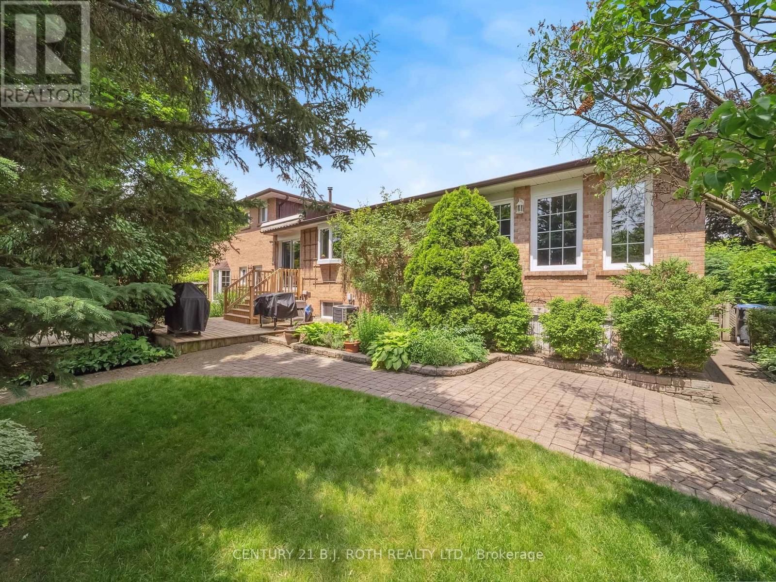 18 CLAYPINE TRAIL Image 45