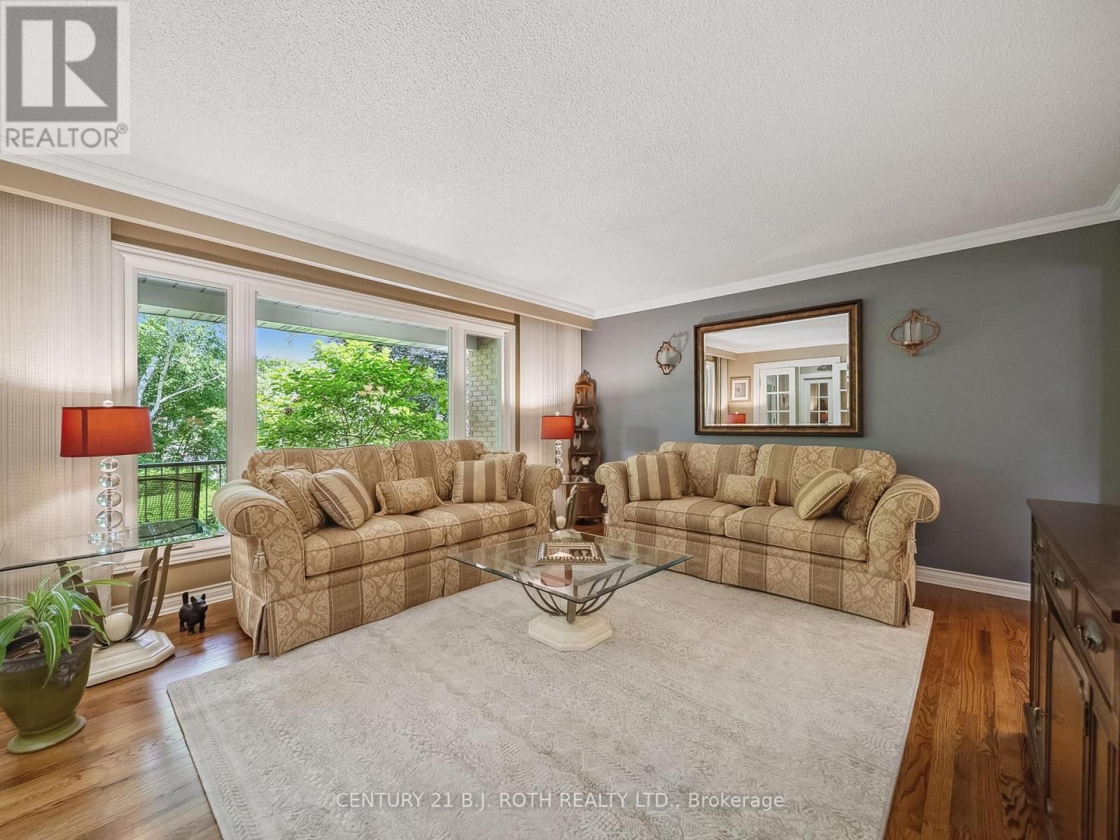 18 CLAYPINE TRAIL Image 6