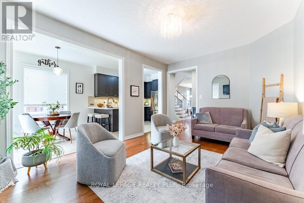 580 HOLLAND HEIGHTS Image 15