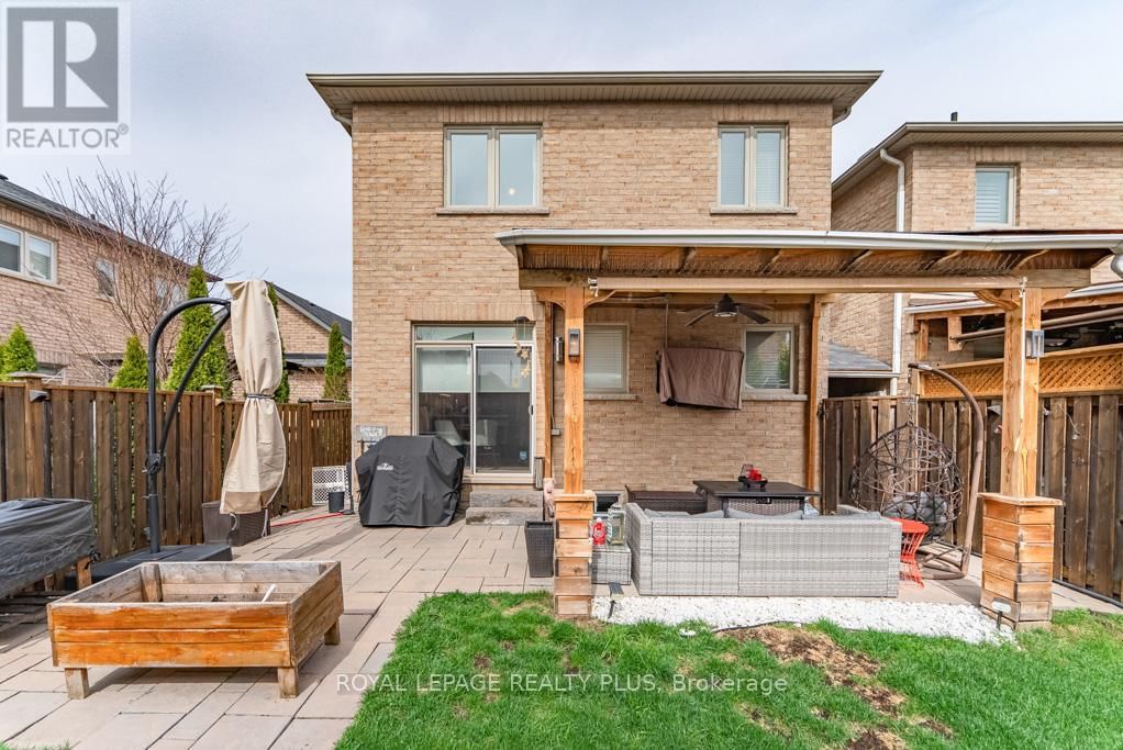 580 HOLLAND HEIGHTS Image 40