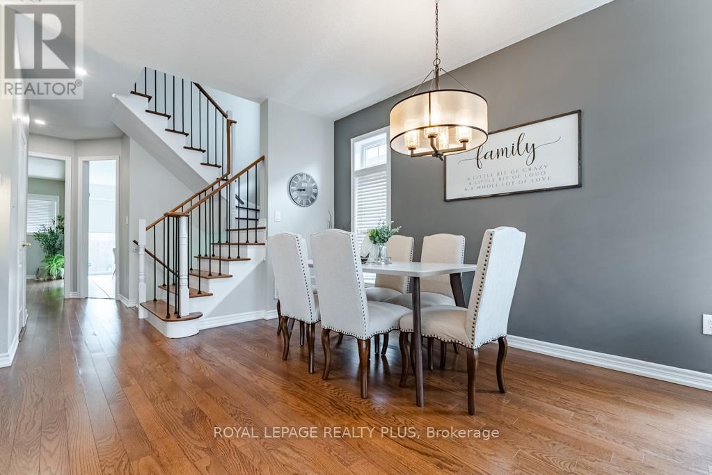 580 HOLLAND HEIGHTS Image 7