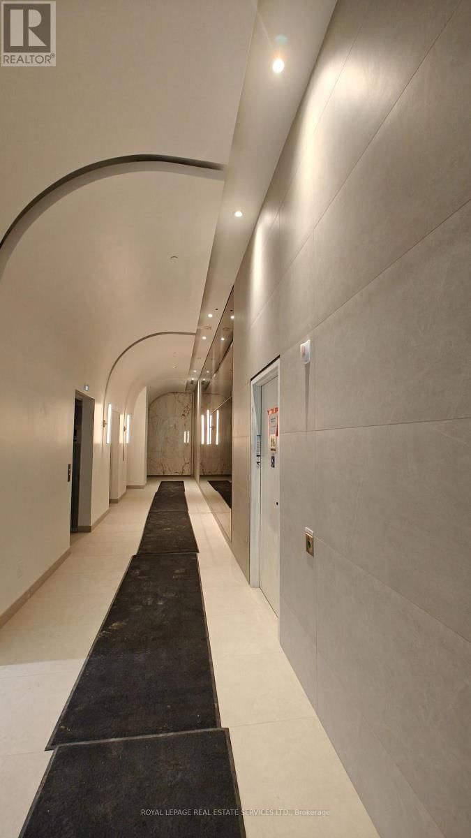 411 - 2075 LAKESHORE ROAD Image 26