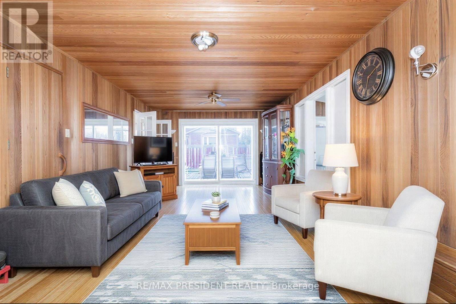 3211 BLOOMFIELD DRIVE Image 10