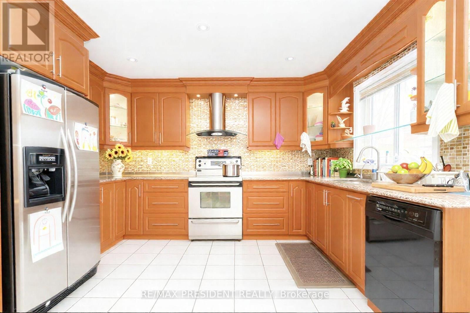 3211 BLOOMFIELD DRIVE Image 12