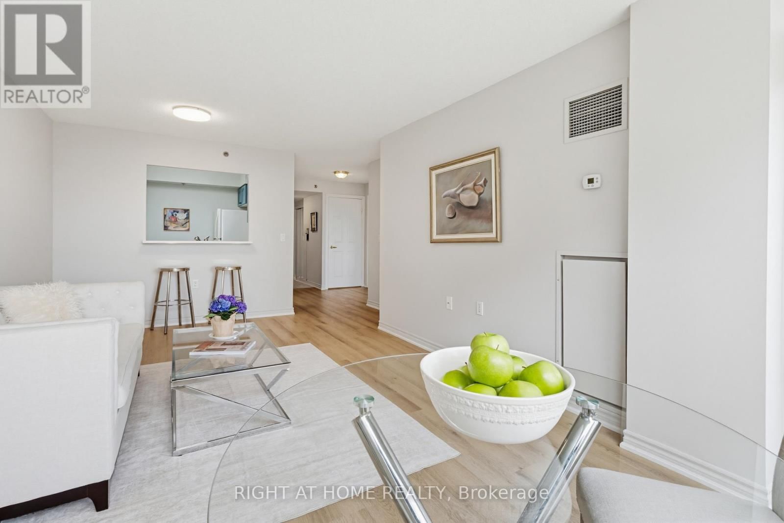 2214 - 100 BURLOAK DRIVE Image 11