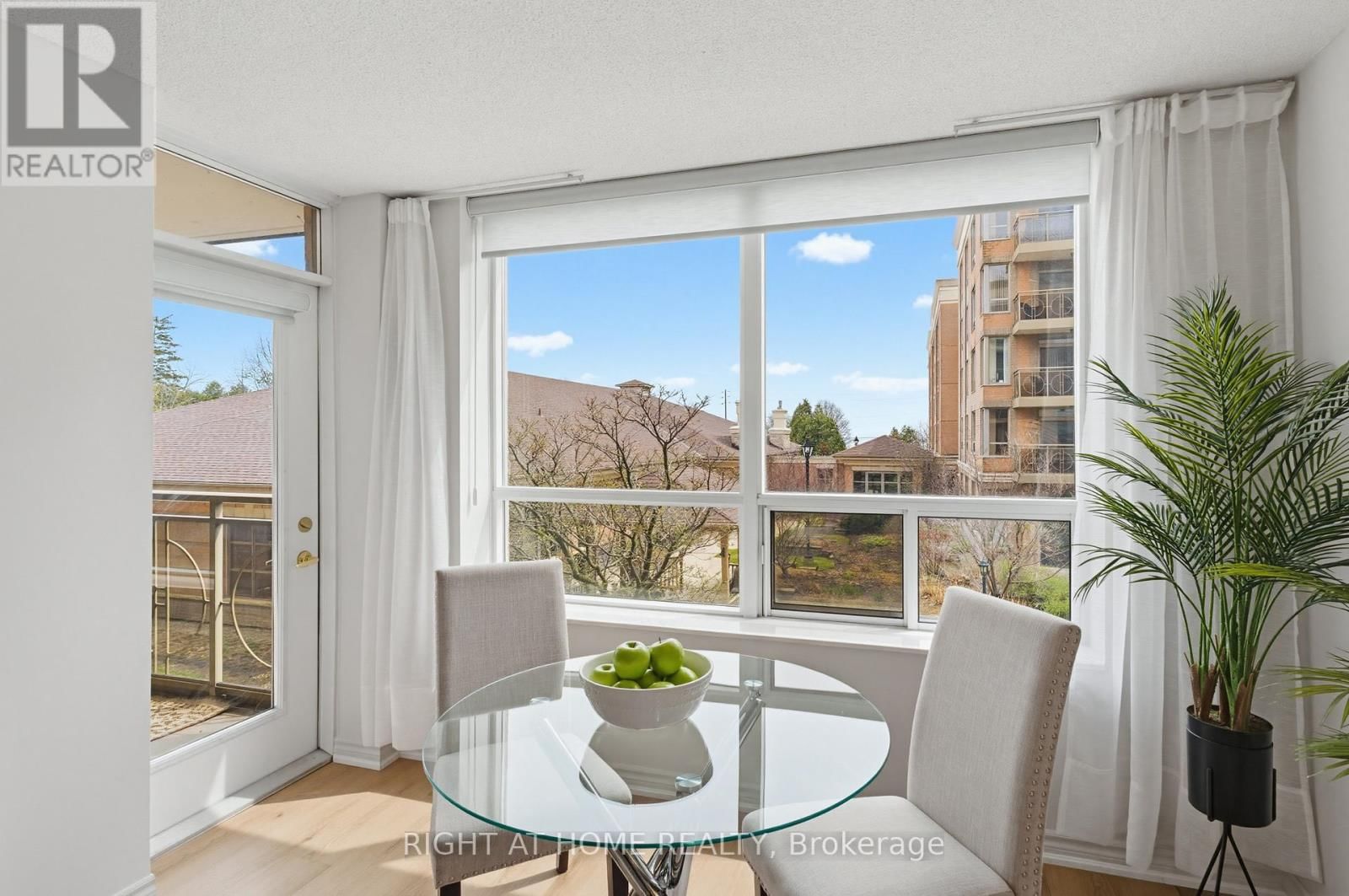 2214 - 100 BURLOAK DRIVE Image 12