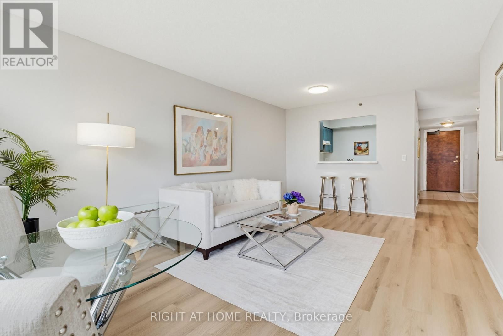 2214 - 100 BURLOAK DRIVE Image 13