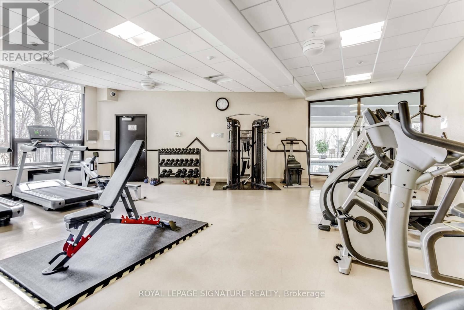 A21 - 296 MILL ROAD Image 23